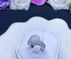 Cincin Berlian Model Kombinasi Solitaire Dan Listring