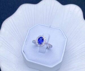 Cincin Berlian Mata Biru Safir Bertabur Berlian